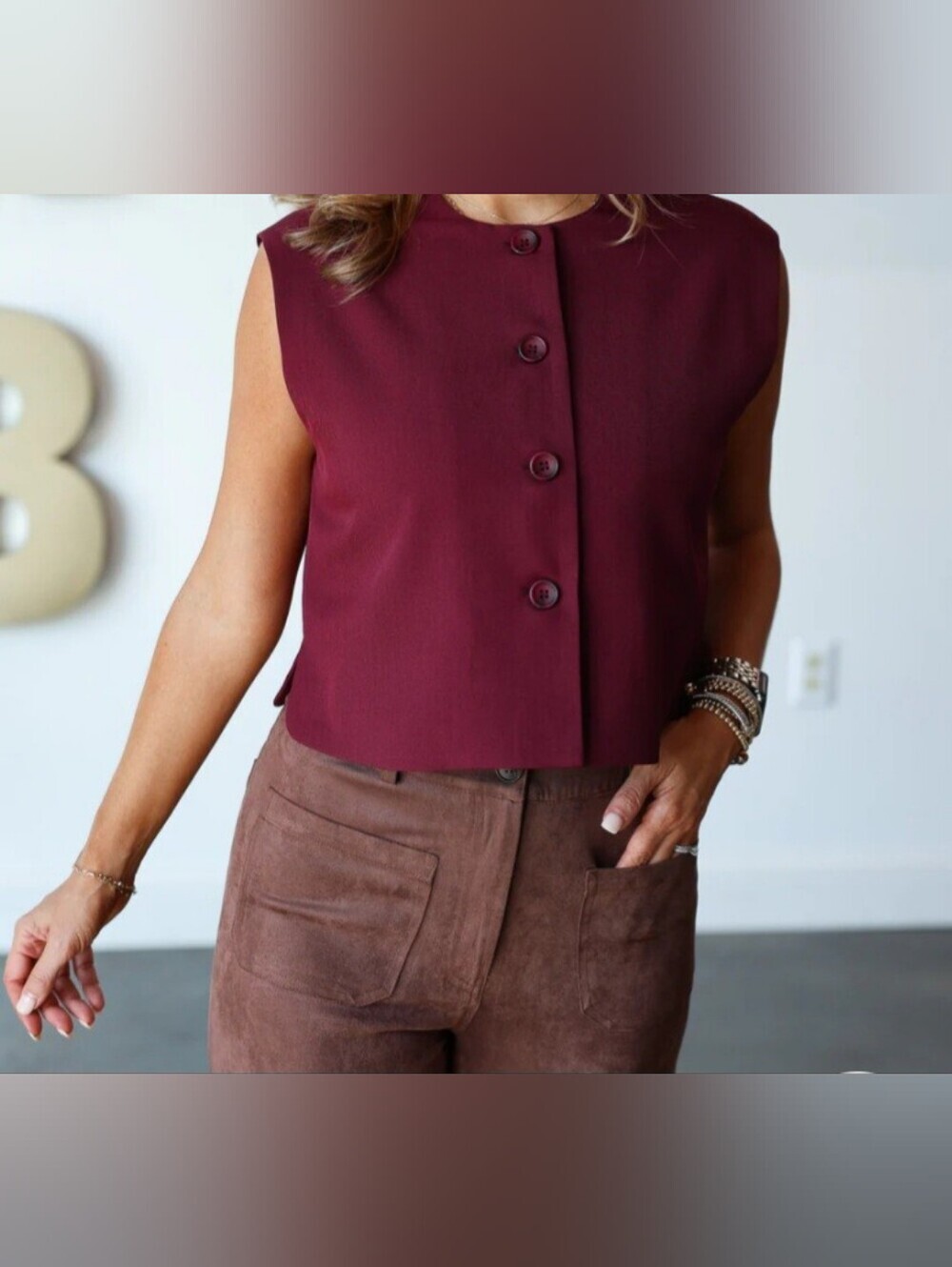 Steve Madden NWT Burgundy Sleeveless Vest Top Large Button Front Minimalist Work